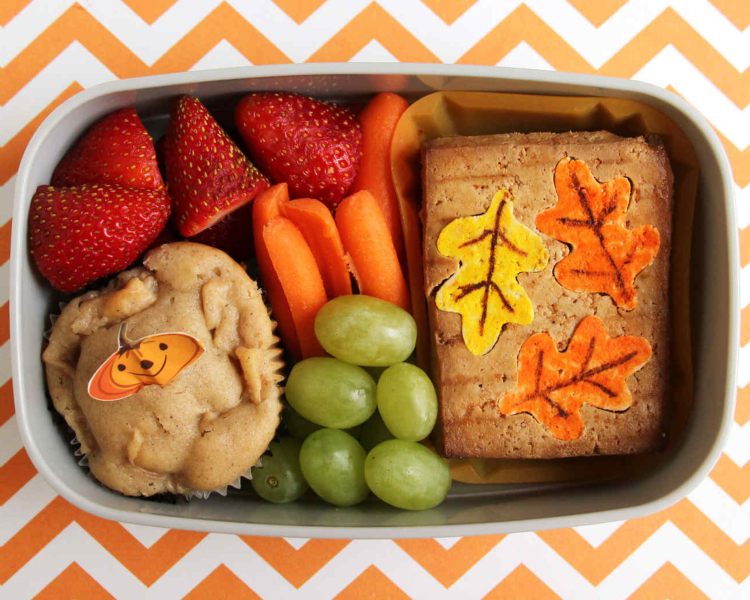 coole lunchbox ideen kinder grundschule vegan tofu karotten muffin erdbeeren