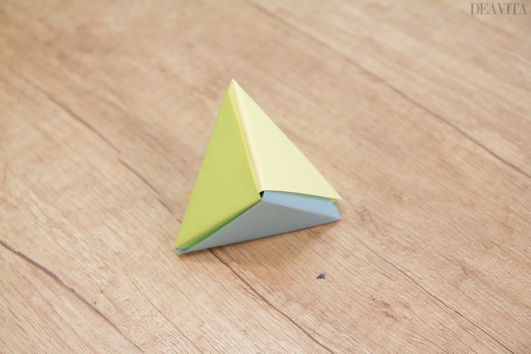 modulares Origami Pyramide falten