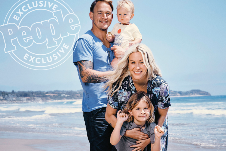 Alanis Morissette Familie mit Mann und ihren zwei Kindern
