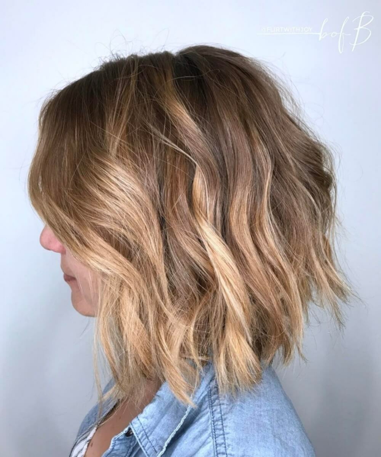 Blonde Haare mit dunklen Strähnen kurze Haare Frisurtrends Damenfrisuren