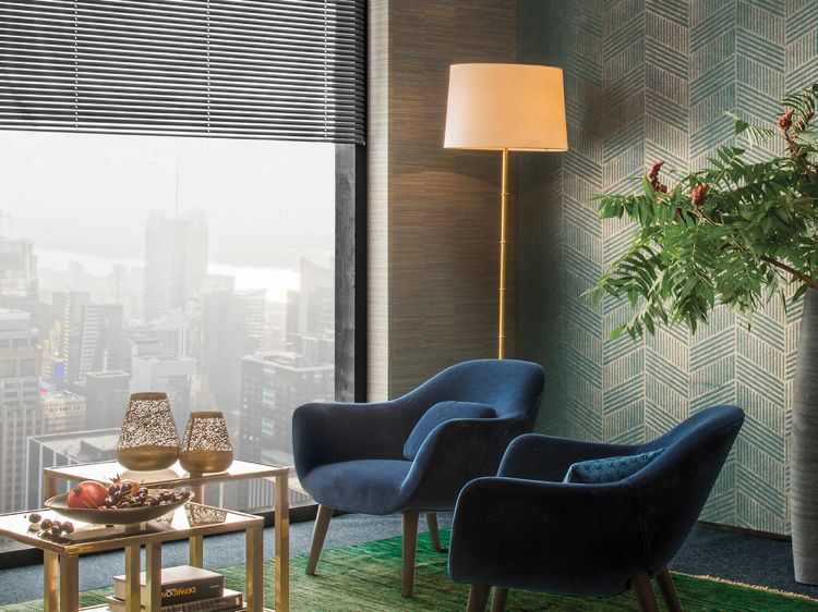 Farben Tapeten Wohnzimmer Kombinationen grün königsblau gold Omexco