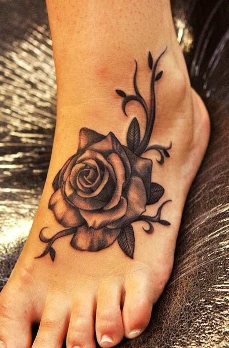 Fuß Tattoo Blumen Rose Tattoodesigns Frau