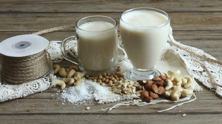 Hafermilch oder Mandelmich Gesund Vorteile