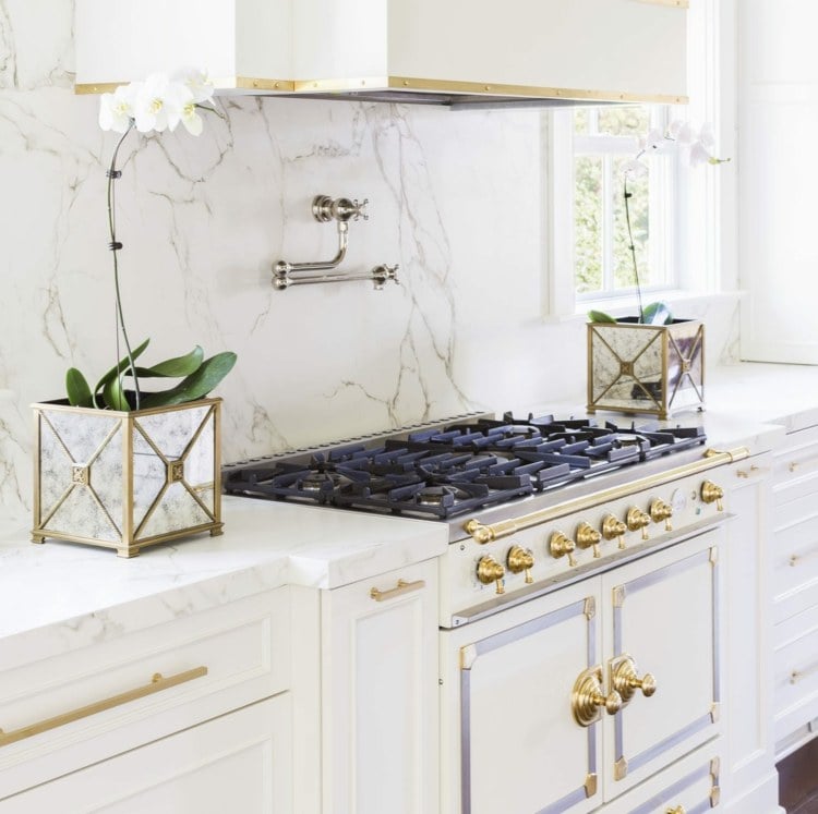 Marmor Küchenrückwand in weiß praktisch