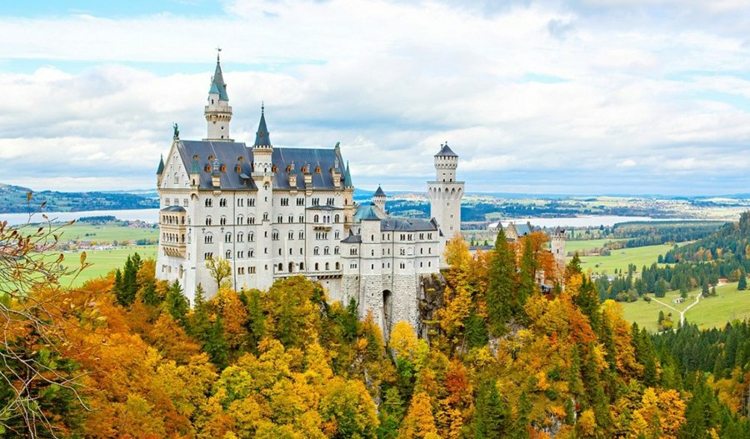 Schloss Hochzeit Neuschwanstein Bayern Deutschland die romantischsten Schlösser Europa heiraten
