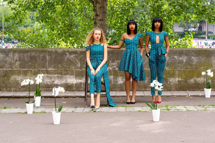 afrikanische Mode azurblau dunkelblau Sommer Outfits Ideen