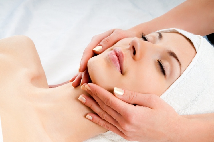 Aromatherapie Rezepte für Massage gegen Verspannungen
