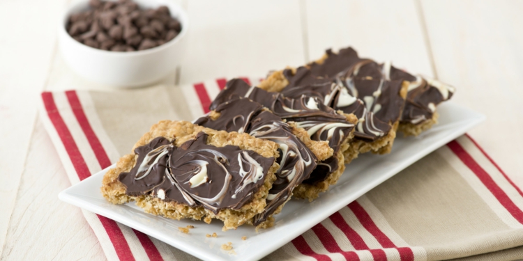 Haferflocken Krokant selber machen mit Schokolade Nachtisch Rezepte