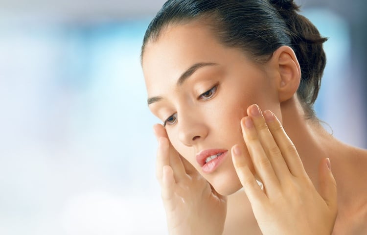 Hamamelis Gesichtswasser Hautpflege Kosmetikprodukt selber herstellen