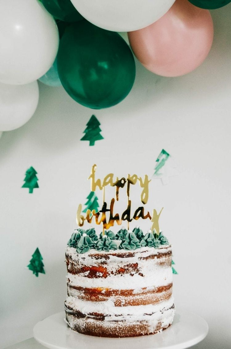 Naked Cake als Geburtstagstorte in Braun und Grün für Kinder