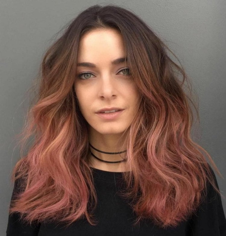 Rose Braun Haarfarbe hell rosa Ombre Frisurenideen Haartrends Damen