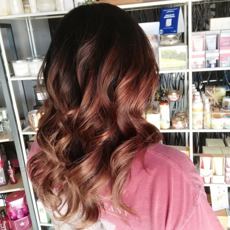 Rose braun Ombre Haartrends für Brünetten Frisurenideen Damen Haarfarbe lange Haare