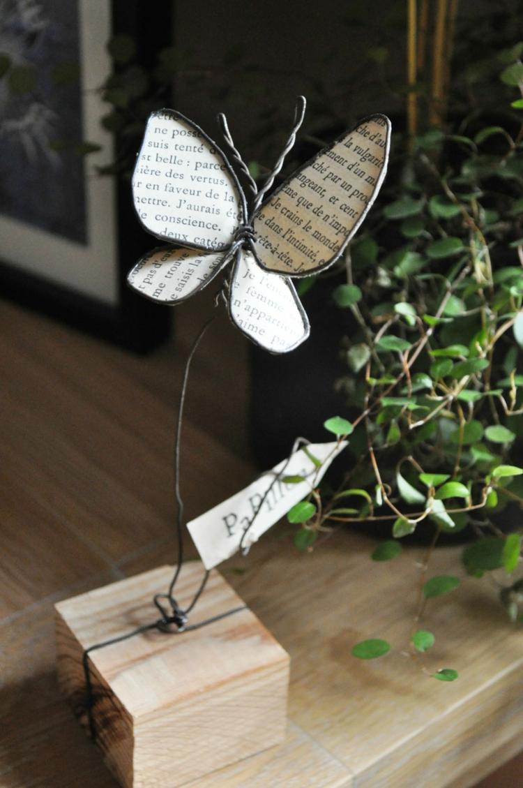 Schmetterling basteln - Eine Idee mit Papierdraht und Zeitungspapier