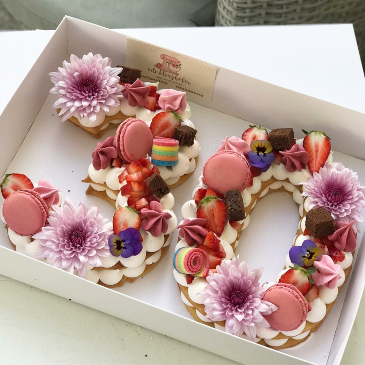 Zahlen Kuchen 30 Dekoideen Blumen Macarons Geburtstagstorte Rezept Ideen