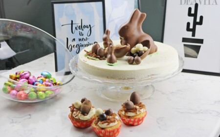 leckere desserts für ostern zubereiten mit weißer osterkuchen und cupcakes mit glasur