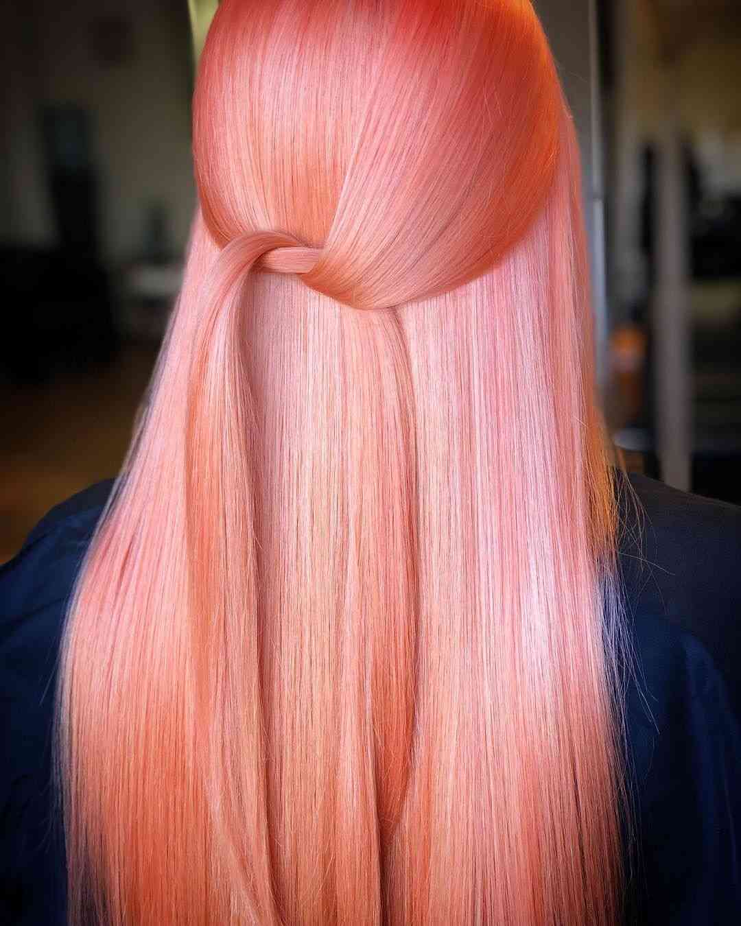 Coral Hair Haarfarbe Haartrends Farbe des Jahres lange Haare