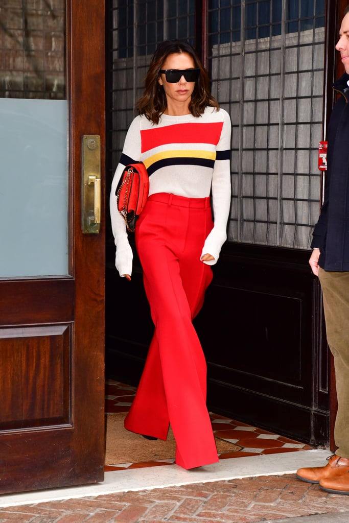 Victoria Beckham rote Hosen mit weitem Bein und hohem Bund Frühling