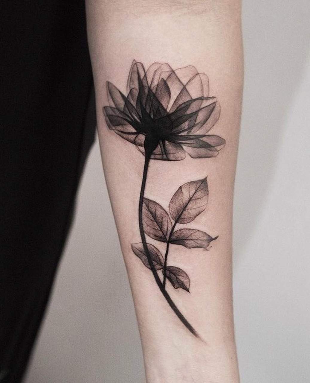 X-Ray Tattoo Blumenmotive Tulpen Tattoo Unterarm Tattootrends