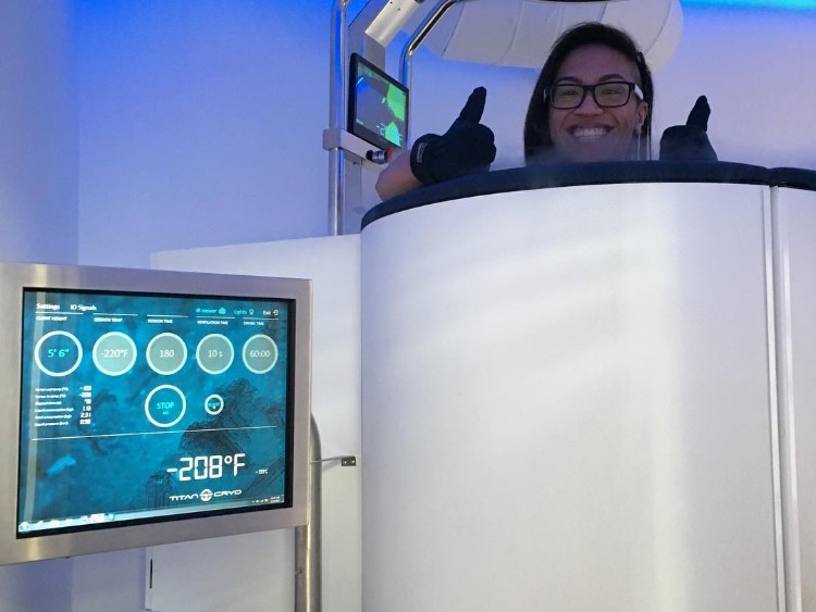 display zeigt die temperatur für die kryotherapie behandlung in der kryokammer