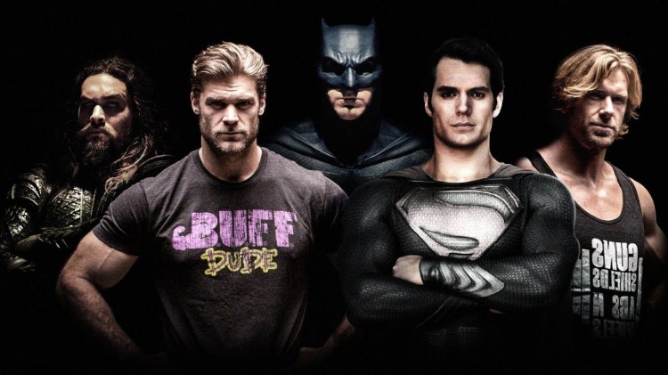 superhero filmen und durchtrainierte schauspieler für die rollen von superman batman und aquaman