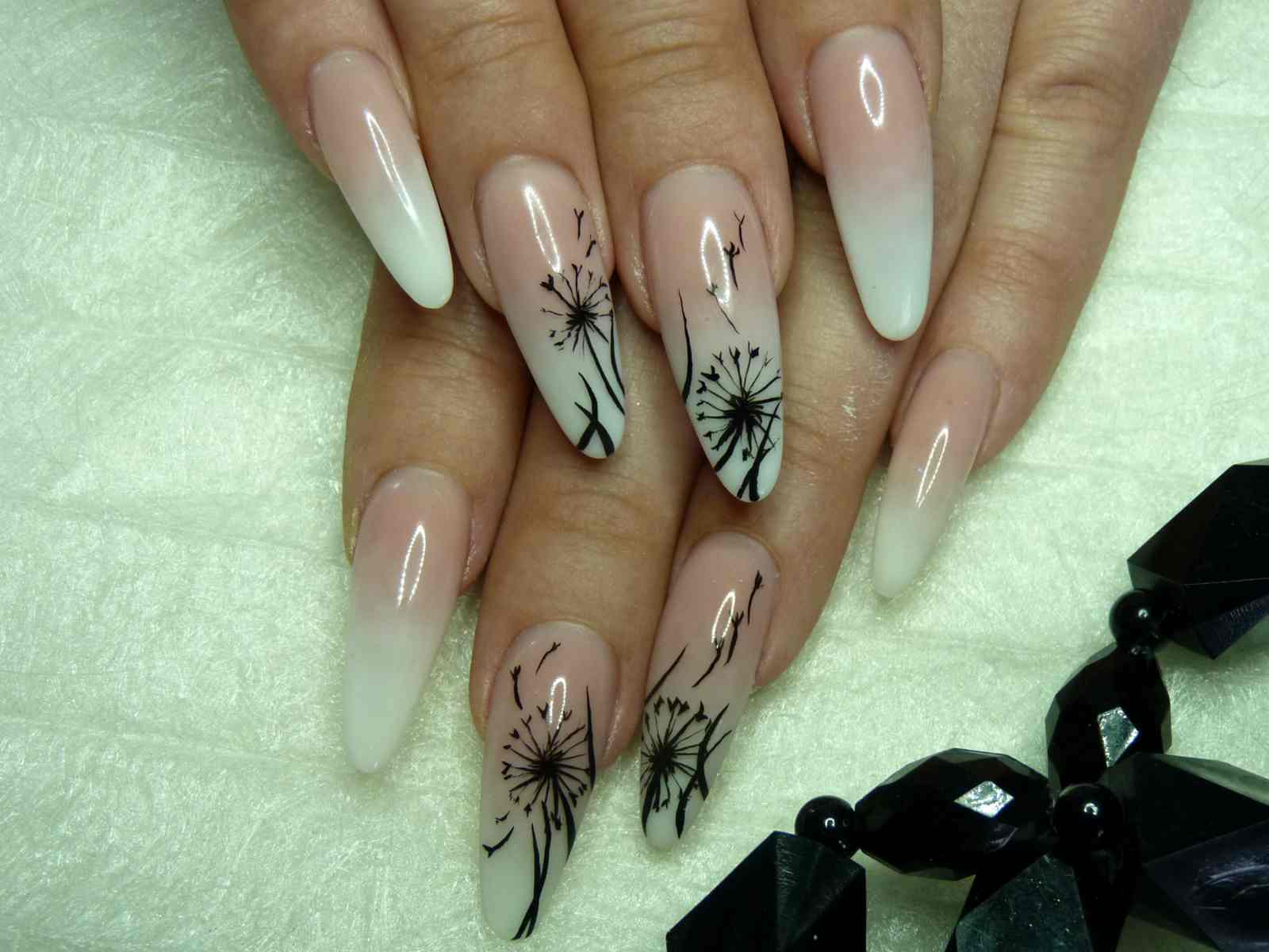   Baby Boomer Nails in almond shape long nail design Idea Nail Trends Summer 