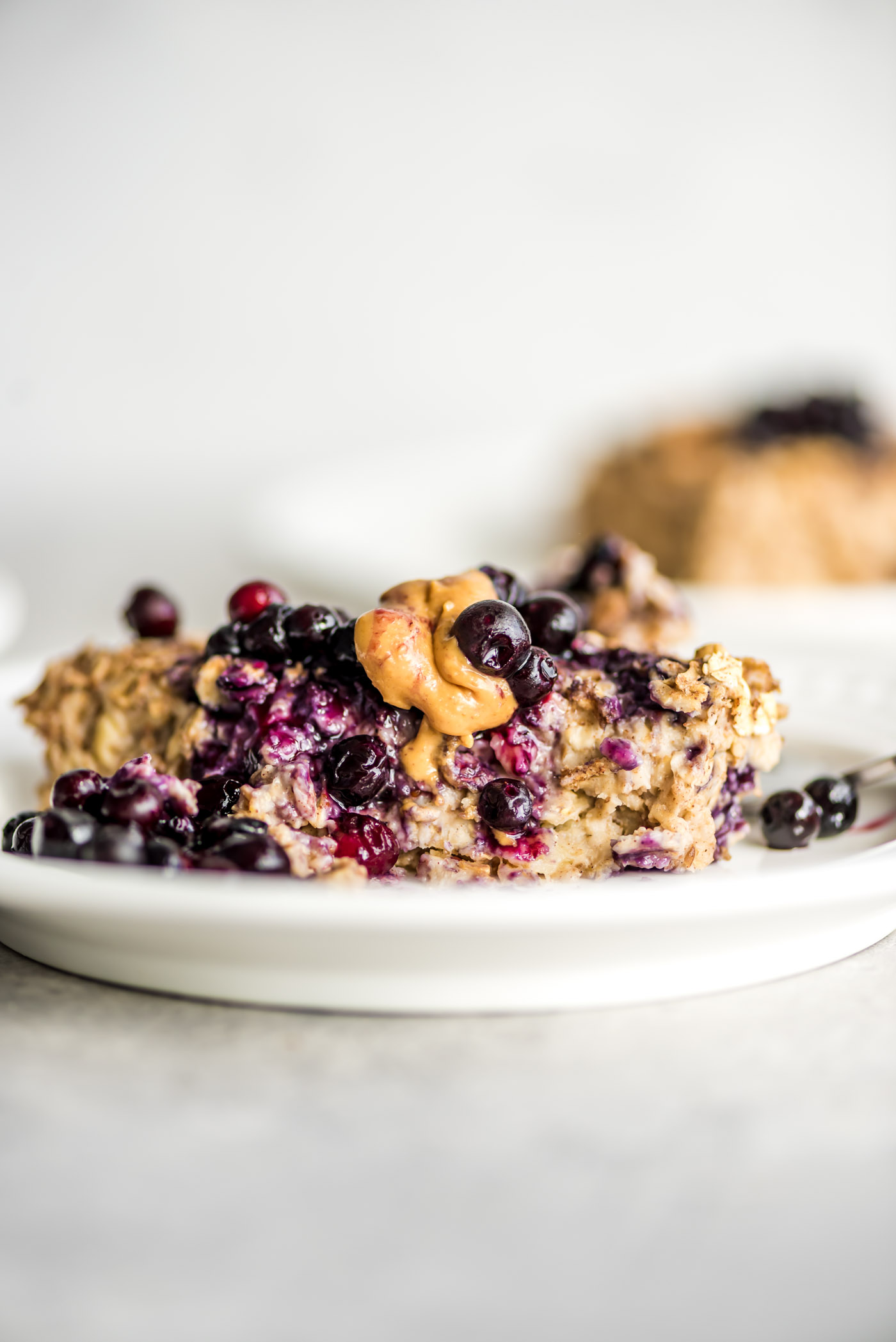 Baked Oatmeal Haferflocken Beeren gesund abnehmen Frühstück Ideen