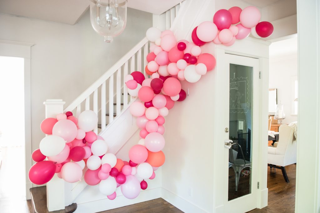 Ballonbogen und Ballongirlande Haus Kinder Mädchen Geburtstag