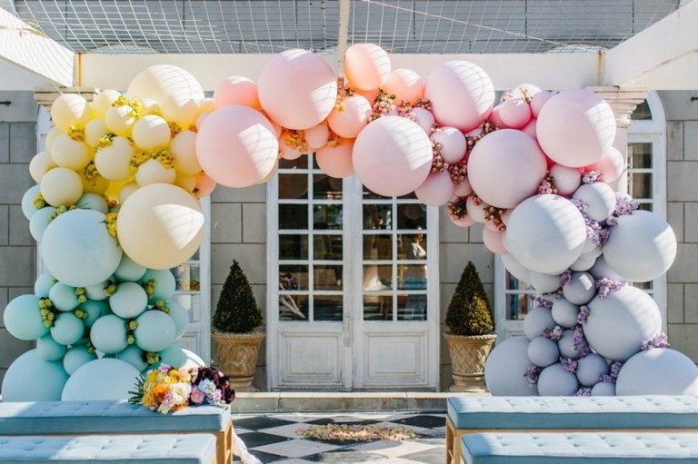 Ballonbogen und Ballongirlande Pastellfarben groß Familienfeier