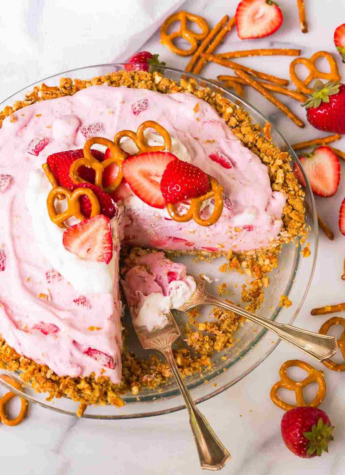 Erdbeer Brezel Dessert einfach Sommer Nachtisch rezepte leich