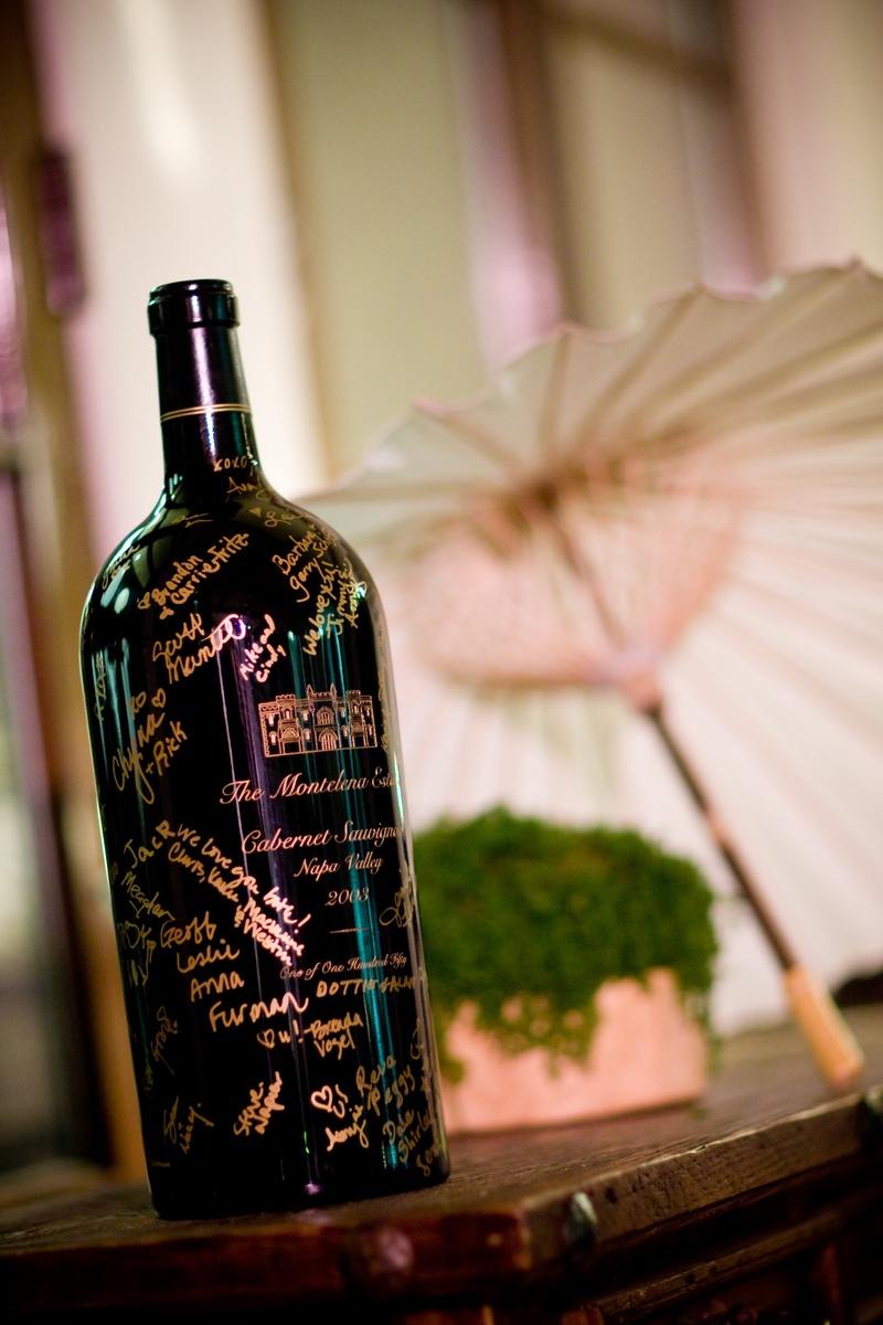 Gästebuch Hochzeit Alternative Weinflasche unterschreiben aufbewahren Erinnerungen