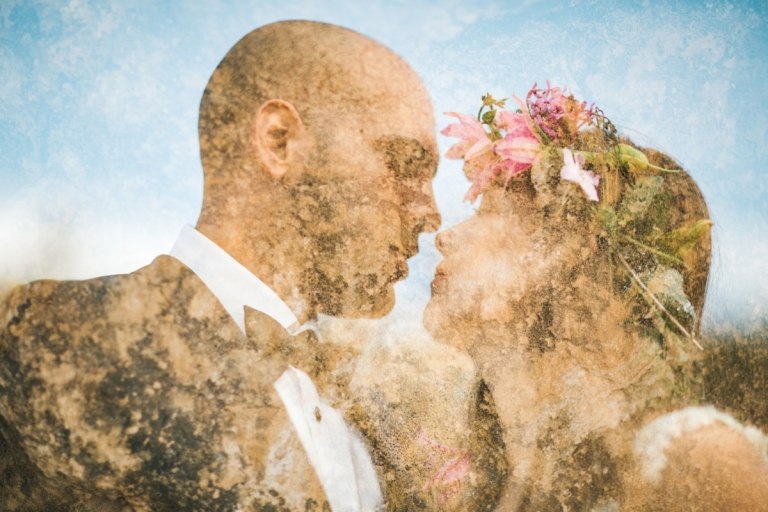 Originelle Hochzeitsfotos mit Doppelbelichtung und Retro-Effekt in Farbe.