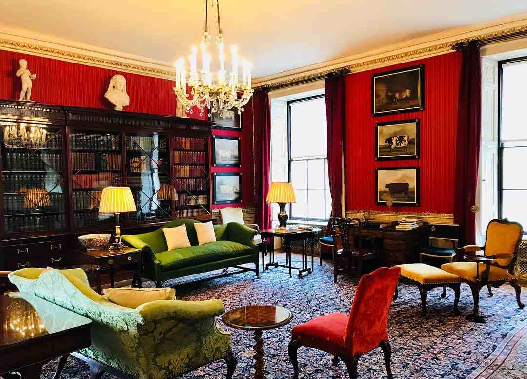   Princess Diana Althorp House view Interior design Library vintage Einrichtung 