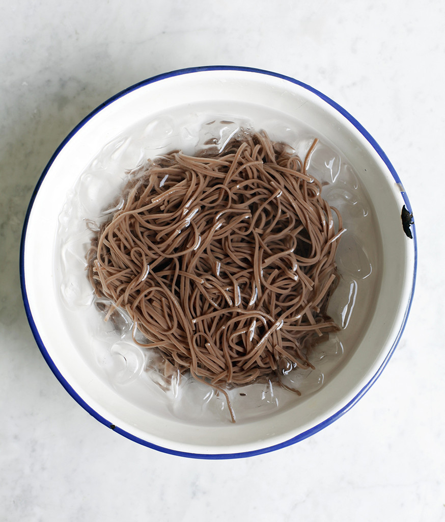 Soba Nudeln Rezept kalt Eis glutenfreies Pasta gesund Vorteile