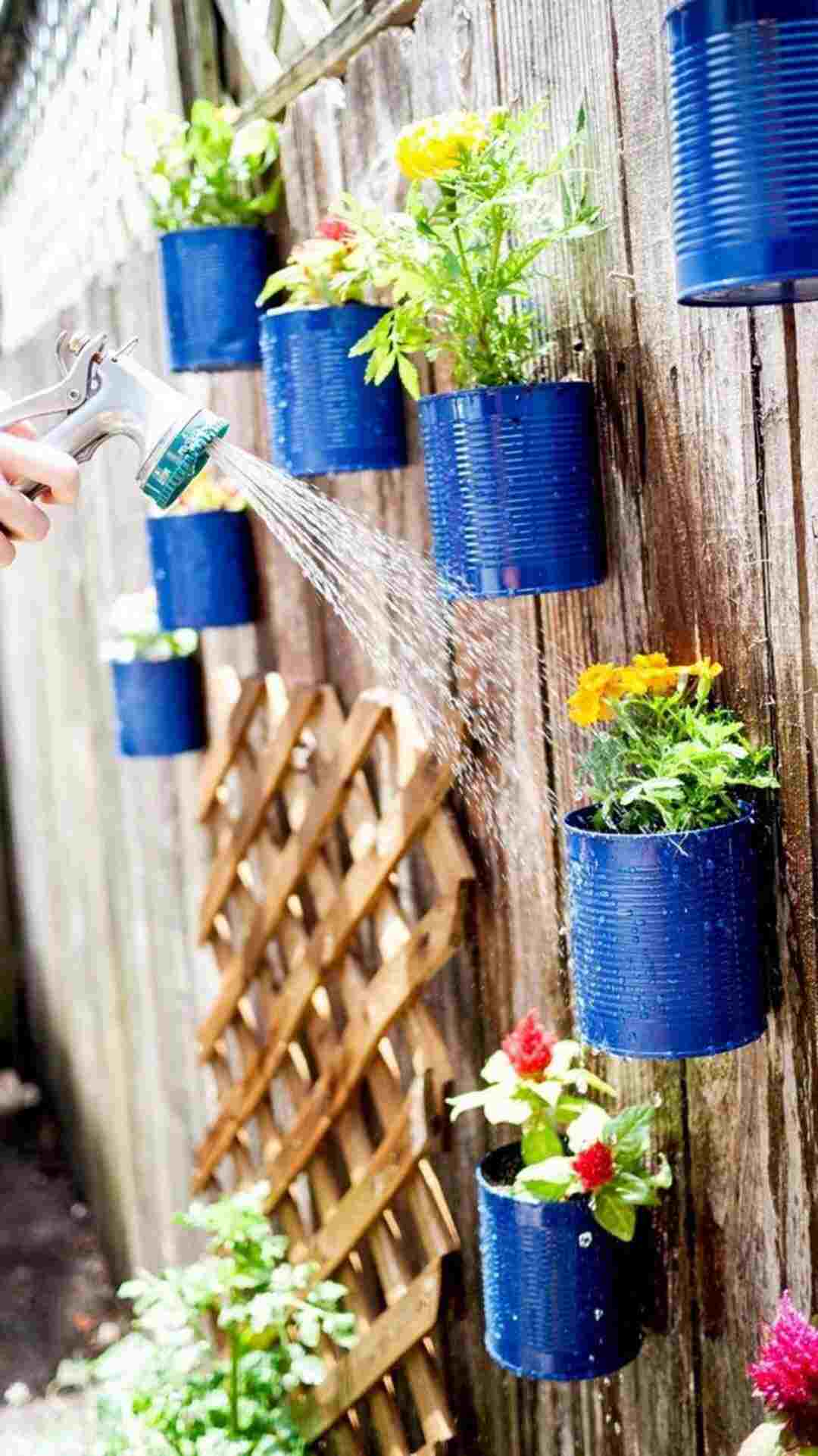 Upcycling Ideen Garten einfach Konserven Dosen Pflanzen selber anbauen Anleitung