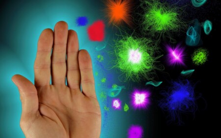 antigene vieren bakterien und toxische substanzen im körper mit starkem immunsystem hand stoppen