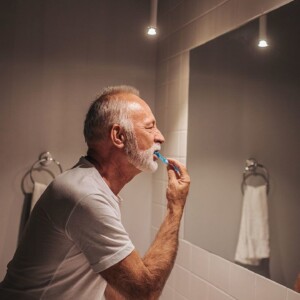 schlechte Mundgesundheit ein Risikofaktor für die Alzheimer-Krankheit