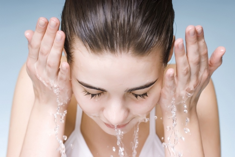 Arganöl Wirkung Haut Gesichtspflege Gesichtsmaske Akne Mischhaut Hausmittel