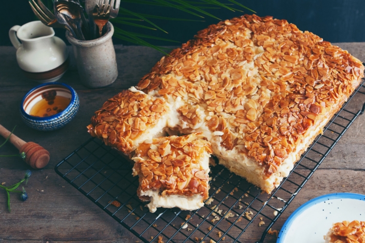 Bienenstich Rezept - das Original und viele leckere Variationen!