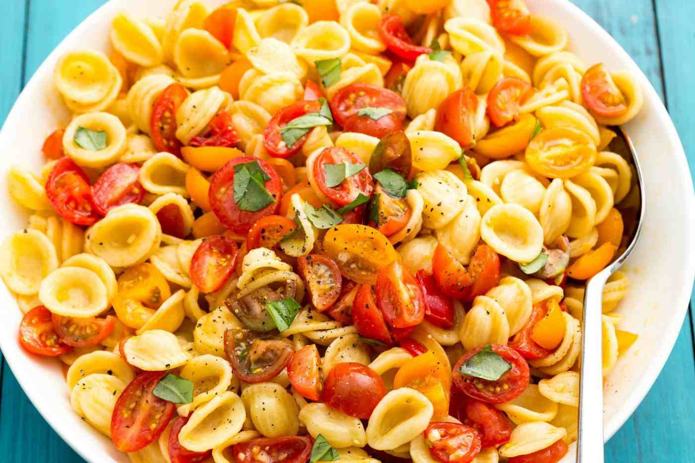 Bruschetta Salad with Pasta and Tomatoes for a Smooth and Satisfactory Appearance