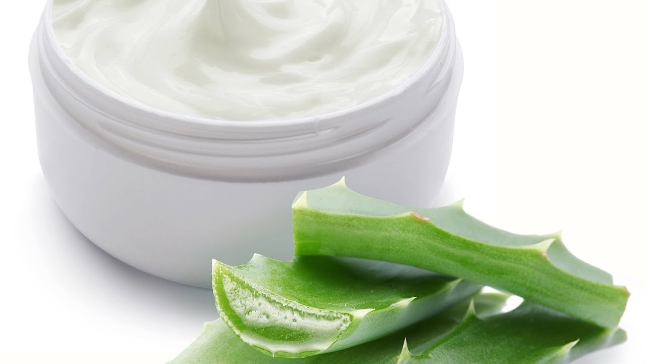 Dehnungsstreifen entfernen Aloe Vera Gel vorteile Erfahrungen Hautpflege Sommer Sonnenschutz