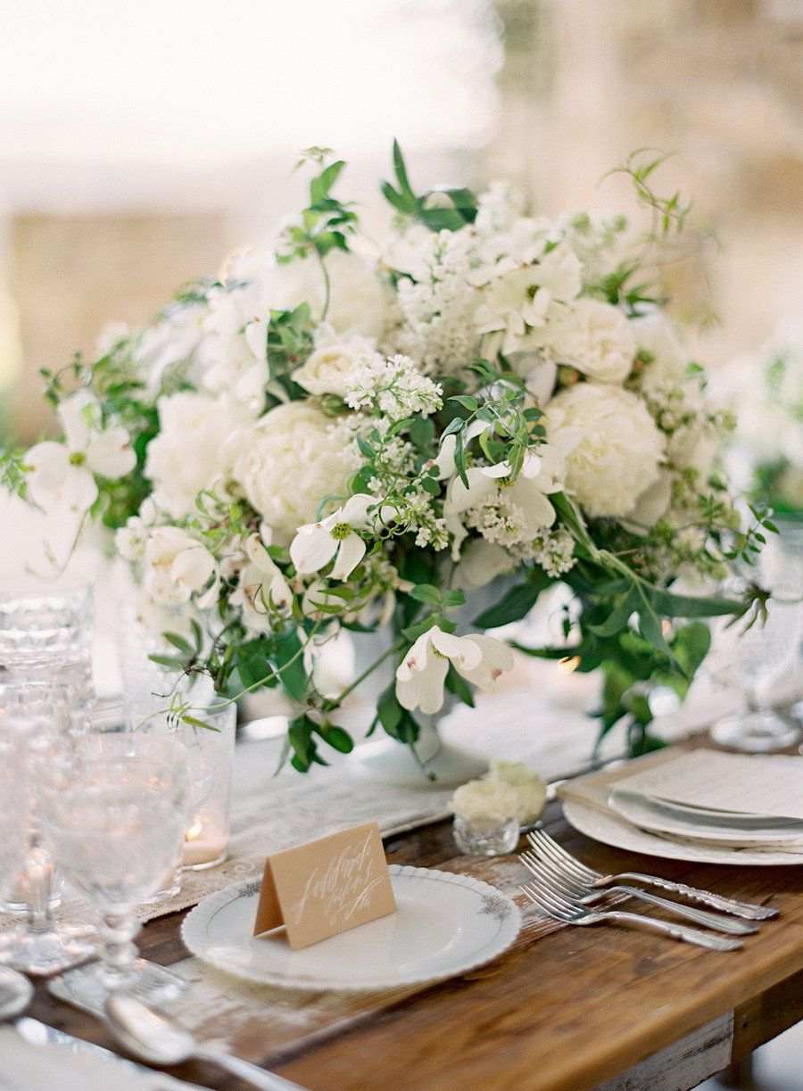 Grüne Hochzeit Ideen Blumenstrauß Rosen rustikale Hochzeit