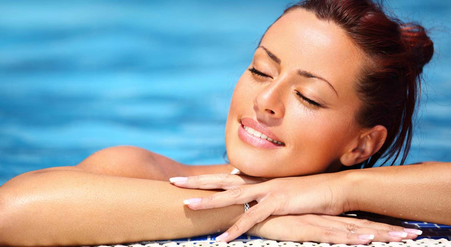 Hautpflege Sommer Sonnenschutz Meersalz Vorteile Akne Gesichtsmaske Hausmittel