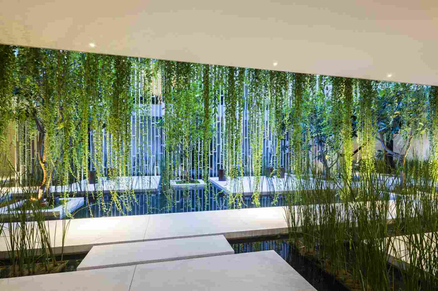 Natural ventilation and design in a zen-style fit perfectly with the wellness function of the buildings