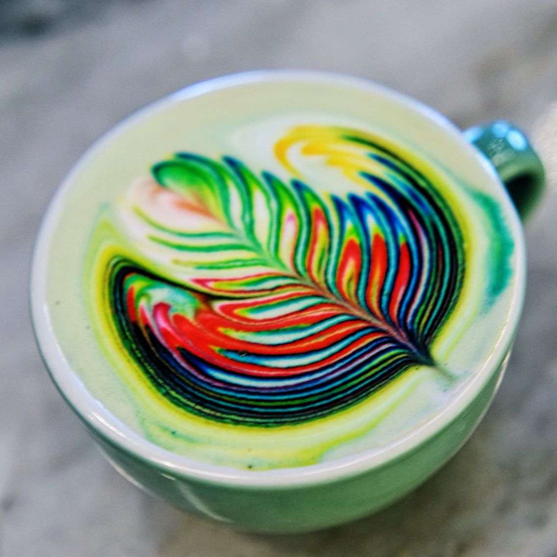 Rainbow Latte Rezept Cappucino Lebensmittelfarbe Kaffeeart