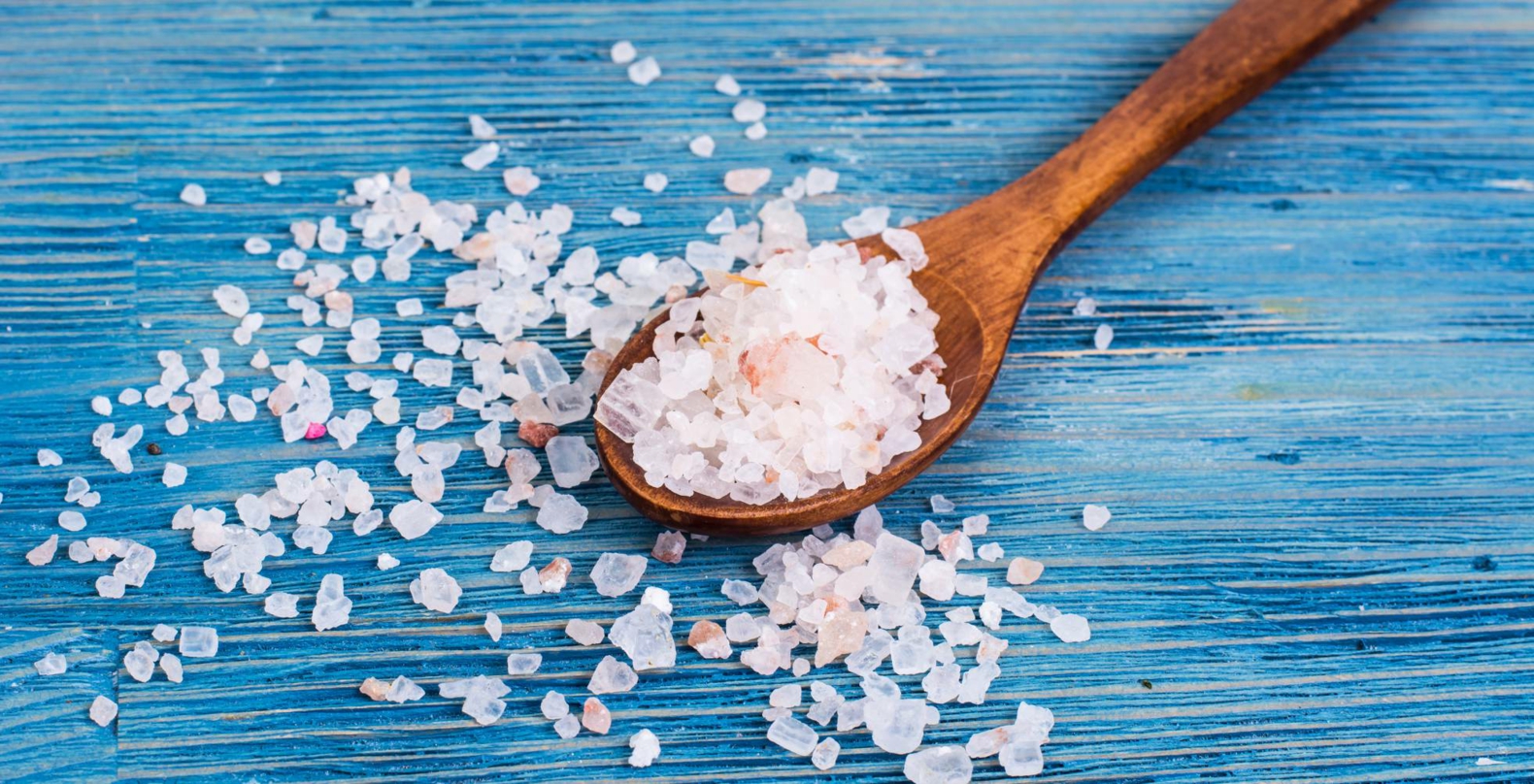 Salzkristalle Meersalz Vorteile Gesundheit Hautpflege Akne Gesichtsmaske Hausmittel