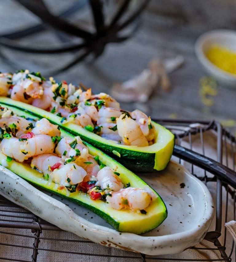 Shrimps Rezepte gefüllte Zucchini Low Carb Sommergerichte Abendessen schnell