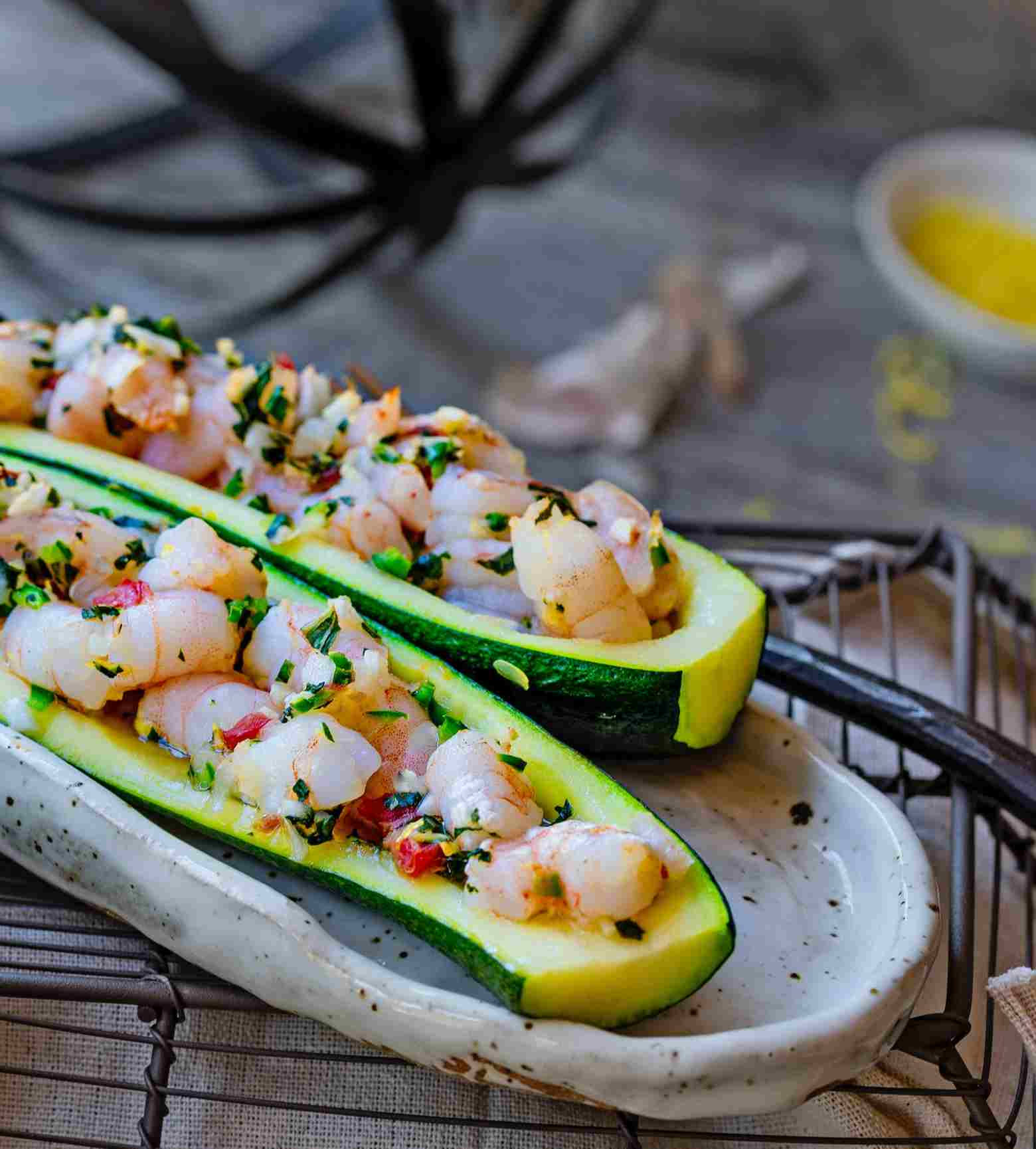 Shrimps recipes filled Zucchini Low Carb summer dishes fast