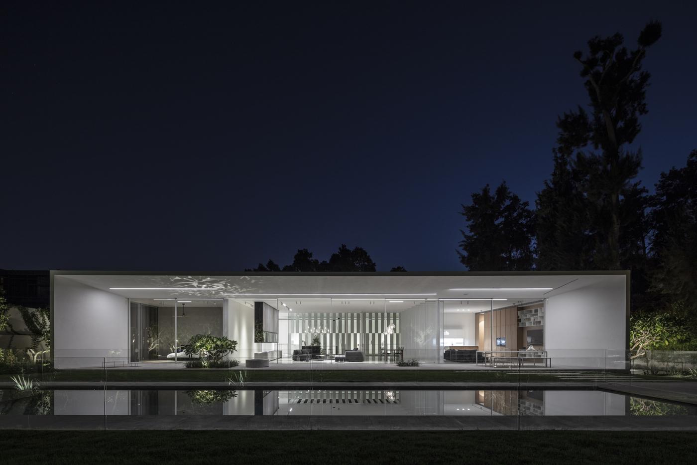 Single Family House Facade Pool Israel Architectural House