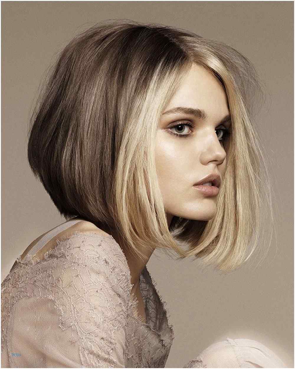 Hair cut asymmetrical hair trends Blonde hair with brown rays