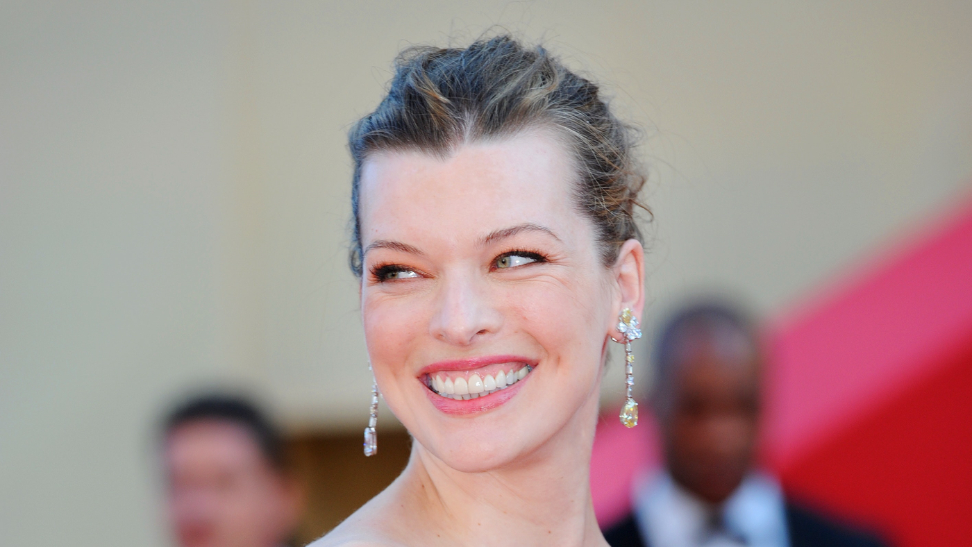 Milla Jovovich Erwartet Kind Nr 3 Es Wird Ein Madchen